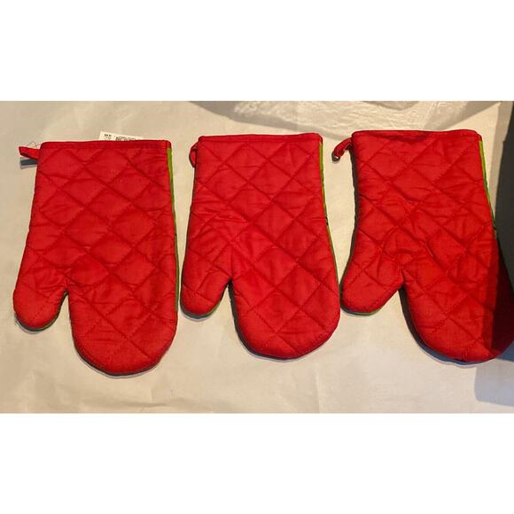 Oven Mitt (3) Winter Snowman Kitchen Holiday Decor Baking Essential Home NWT - Picture 4 of 5